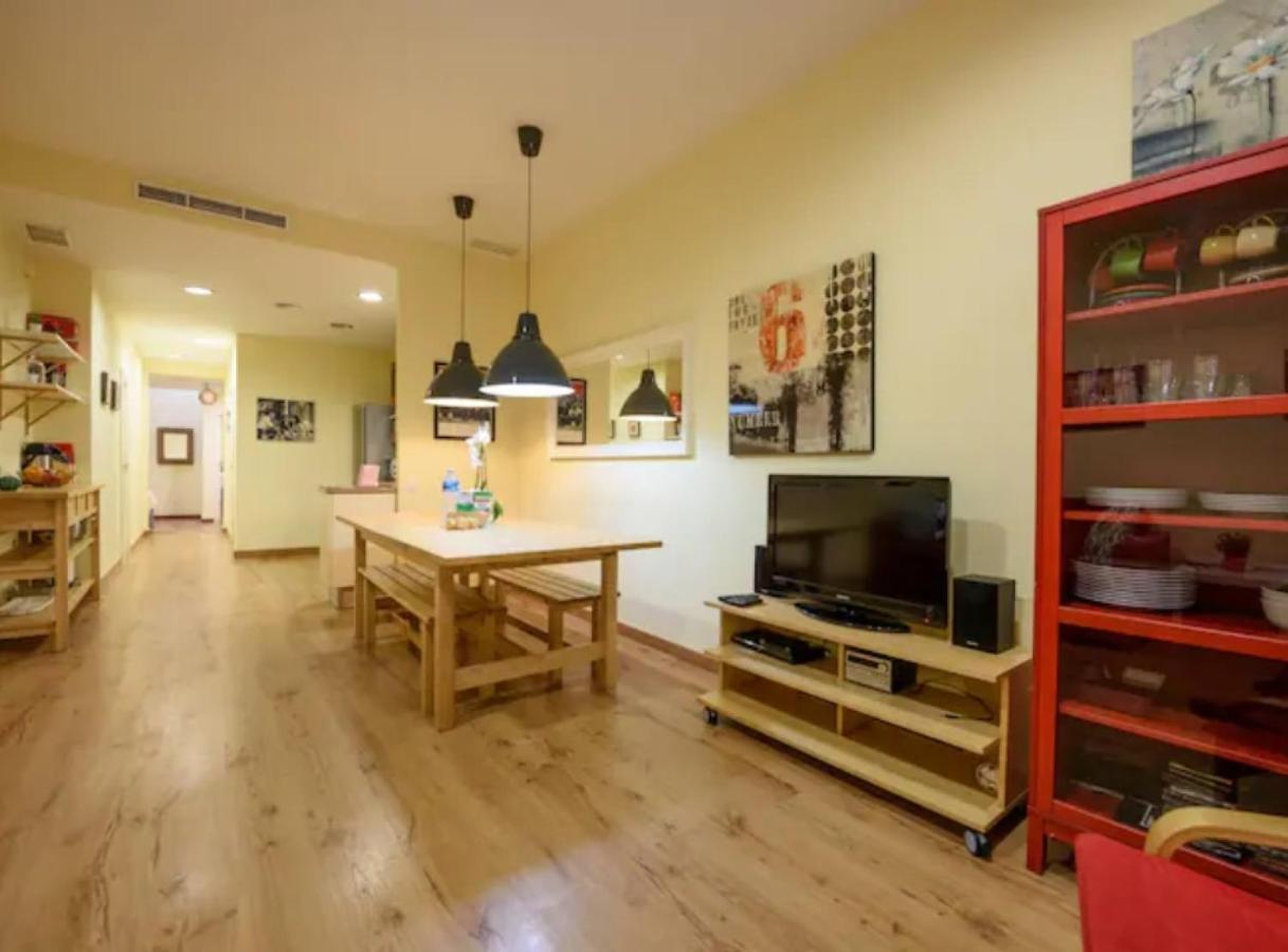 Ramblasrentals Chic & Spacious Flat Pool Table 15M Ramblas - Parking - Wifi 바르셀로나 외부 사진