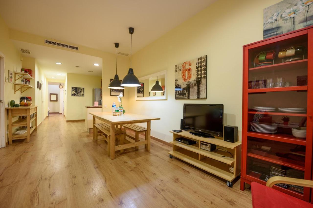 Ramblasrentals Chic & Spacious Flat Pool Table 15M Ramblas - Parking - Wifi 바르셀로나 외부 사진