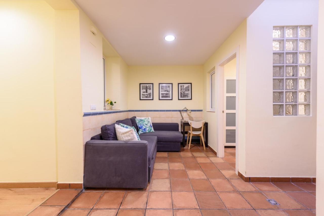 Ramblasrentals Chic & Spacious Flat Pool Table 15M Ramblas - Parking - Wifi 바르셀로나 외부 사진